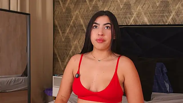 NatashaKyris online show from May 14, 4:19 am
