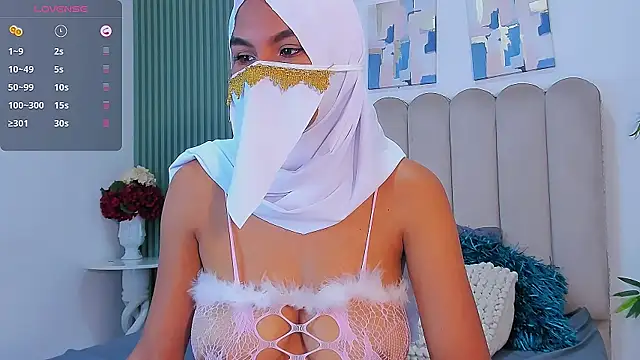 Snapshot of Saida__ chatting on May 20, 2:34 pm Saida online show from May 20, 2:34 pm