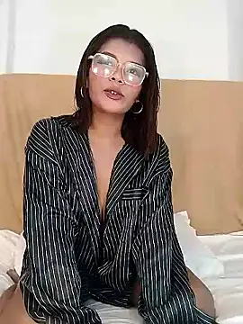 charlene pretty online show from June 14, 5:09 am