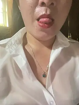 Poppy dogy online show from May 7, 7:47 am