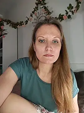 Candy Cougar online show from July 8, 6:40 am