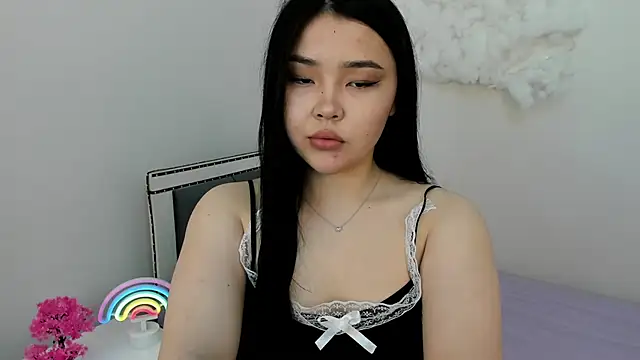 kitsune luu online show from May 11, 3:18 pm