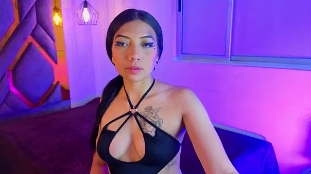 Ey Im simone  online show from June 1, 12:29 pm