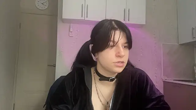 Snapshot of GrayceDeclet chatting on July 21, 1:13 pm GrayceDeclet online show from July 21, 1:13 pm