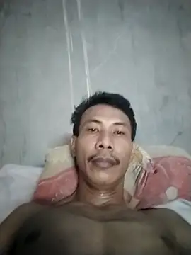 TopModel88 online show from May 5, 6:43 am