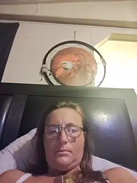Queenle91 online show from May 16, 12:29 am