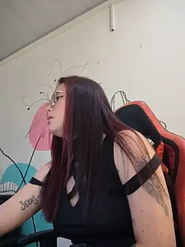 Snapshot of marita_ chatting on June 6, 2:33 pm marita online show from June 6, 2:33 pm