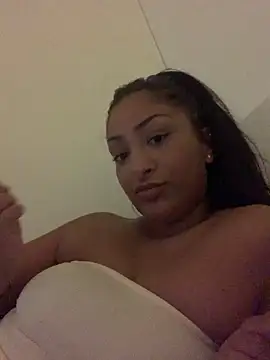 juicyprincess66 online show from May 12, 7:55 pm