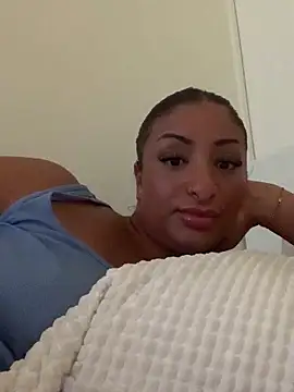 juicyprincess66 online show from May 13, 8:38 pm