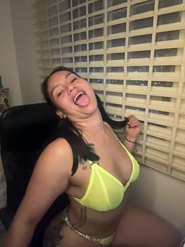 Ameliia Morgan online show from May 20, 1:23 am