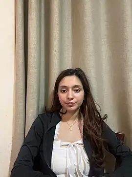 Lilywant online show from June 25, 5:50 pm