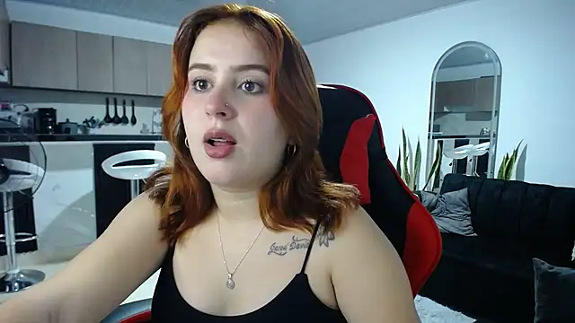 Snapshot of sweet_bella_29 chatting on June 22, 3:19 am sweet bella 29 online show from June 22, 3:19 am