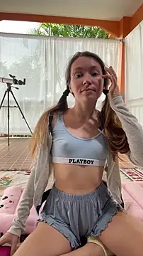 Mini girl do it better online show from May 13, 2:53 am
