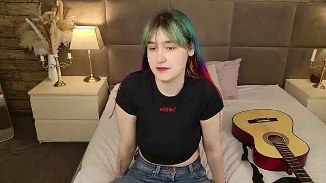 elsie fleur online show from May 15, 5:36 am