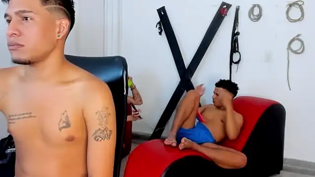 Snapshot of your_gay_party chatting on May 8, 9:03 am your gay party online show from May 8, 9:03 am
