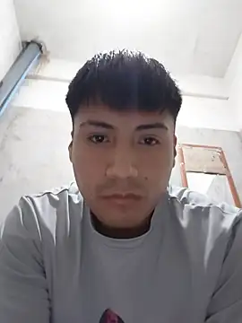 Arielfloresmollo online show from May 23, 6:12 pm
