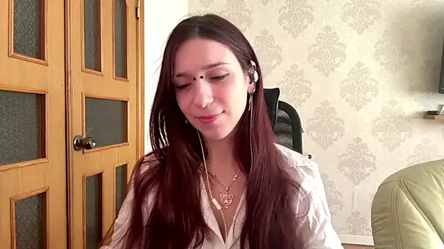 AlyshaCinar online show from May 11, 7:14 am