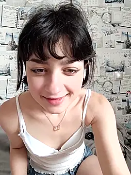 Snapshot of zyranoct chatting on June 3, 9:34 am zyranoct online show from June 3, 9:34 am