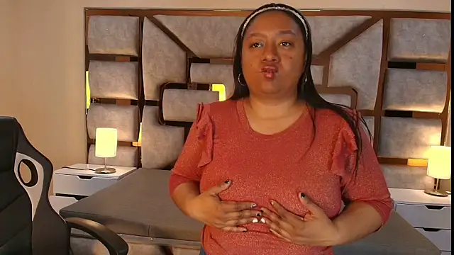 Rachell Carter online show from May 16, 4:09 am