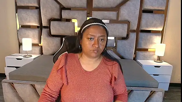 Rachell Carter online show from May 16, 10:36 am
