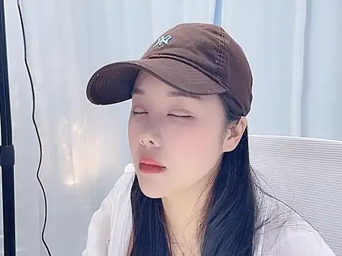 Qingqing19 online show from May 8, 5:35 am