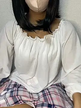 Snapshot of aya_chan00 chatting on May 18, 4:07 am aya chan00 online show from May 18, 4:07 am