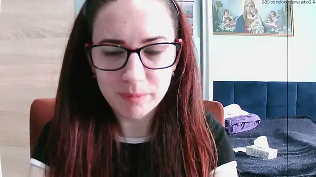 Snapshot of EmilyHotAngel chatting on May 11, 9:04 am EmilyHotAngel online show from May 11, 9:04 am