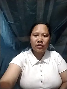 lustfulsister online show from May 9, 1:05 pm