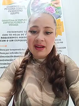 Snapshot of VANESSA__28 chatting on June 19, 4:11 pm VANESSA 28 online show from June 19, 4:11 pm