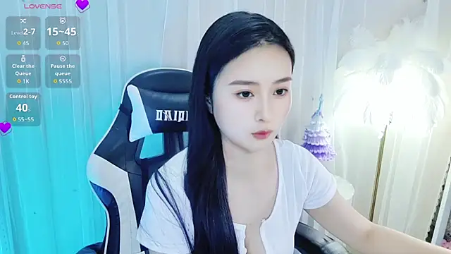 OvObbit  online show from May 12, 8:50 pm