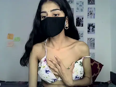 SASSY  BABY  online show from May 13, 5:38 am