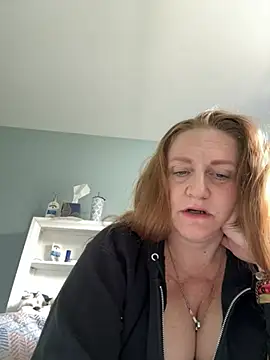 Kellilyn10 online show from July 4, 8:26 pm