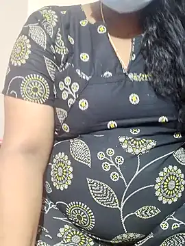 Snapshot of tamilkavitha123 chatting on June 21, 3:25 pm tamilkavitha123 online show from June 21, 3:25 pm