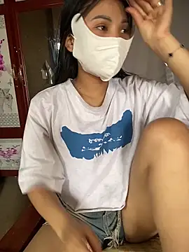 Sweet peachyy online show from May 12, 5:04 am
