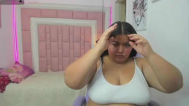 Princess Xoxo online show from May 18, 1:45 am