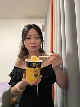 huihui 520 online show from May 15, 7:04 am