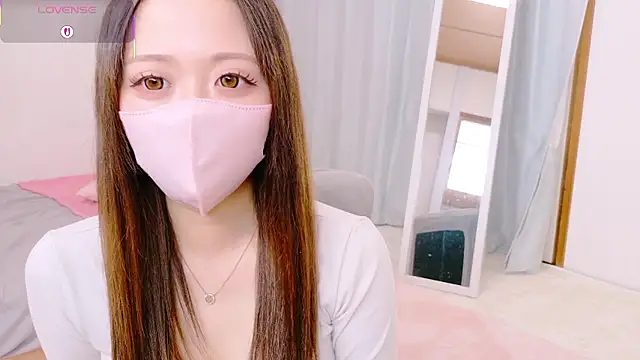 ako-chan online show from May 17, 6:33 am