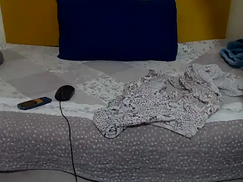 BootyCurvydoll online show from May 13, 7:28 am