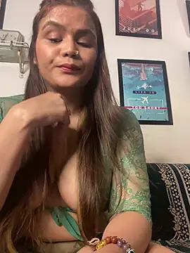 Snapshot of Leena_singh chatting on June 24, 5:23 pm Leena singh online show from June 24, 5:23 pm