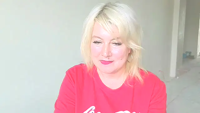 MollyyJoyy online show from May 15, 2:57 pm