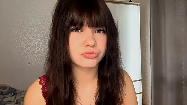 EmilyMercurial online show from May 10, 5:34 am
