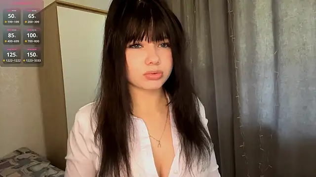 EmilyMercurial online show from May 11, 7:47 am