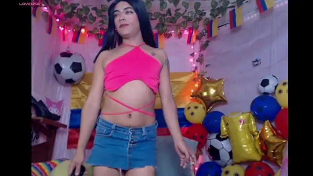 Snapshot of Nikol_Twink02 chatting on June 25, 10:09 am Nikol Twink02 online show from June 25, 10:09 am
