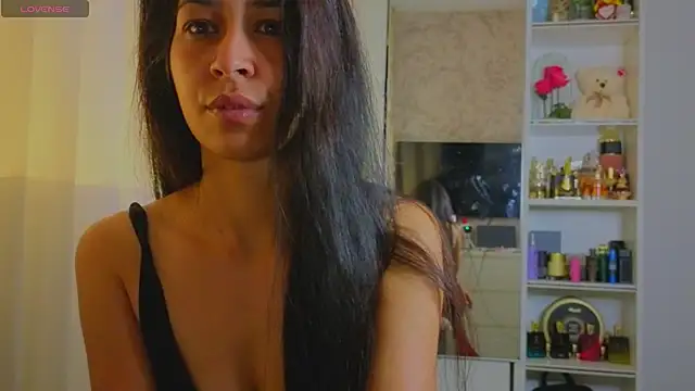 YvisSweet online show from May 22, 1:57 am