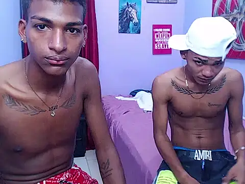 black twinks online show from May 9, 11:54 pm