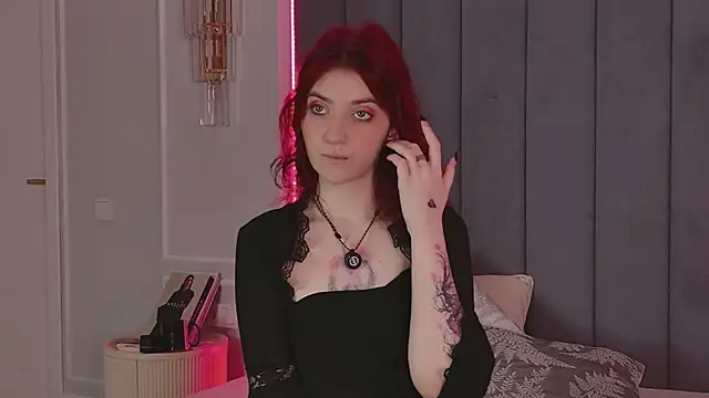 LexiBellee online show from May 9, 6:46 pm