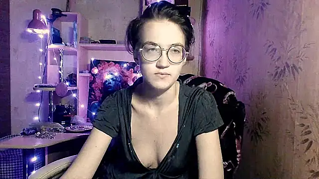 Alessa Kiss online show from May 14, 6:04 pm