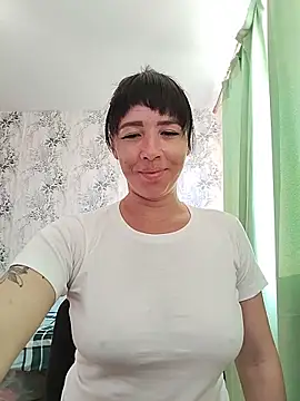Snapshot of -KARINA-LOVE- chatting on May 18, 1:56 am -KARINA-LOVE- online show from May 18, 1:56 am