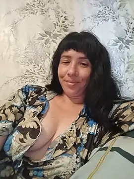 Snapshot of -KARINA-LOVE- chatting on May 19, 3:40 pm -KARINA-LOVE- online show from May 19, 3:40 pm