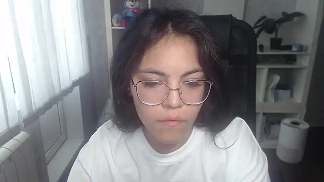 Snapshot of Anda_here chatting on June 16, 3:20 am Anda here online show from June 16, 3:20 am